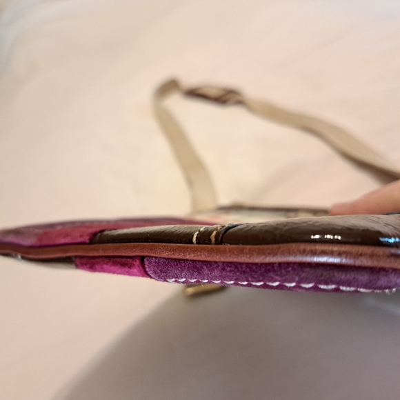 COACH Patchwork Crossbody - Picture 5 of 7